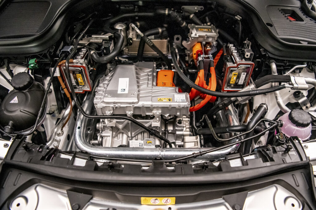 Mercedes eqc deals engine