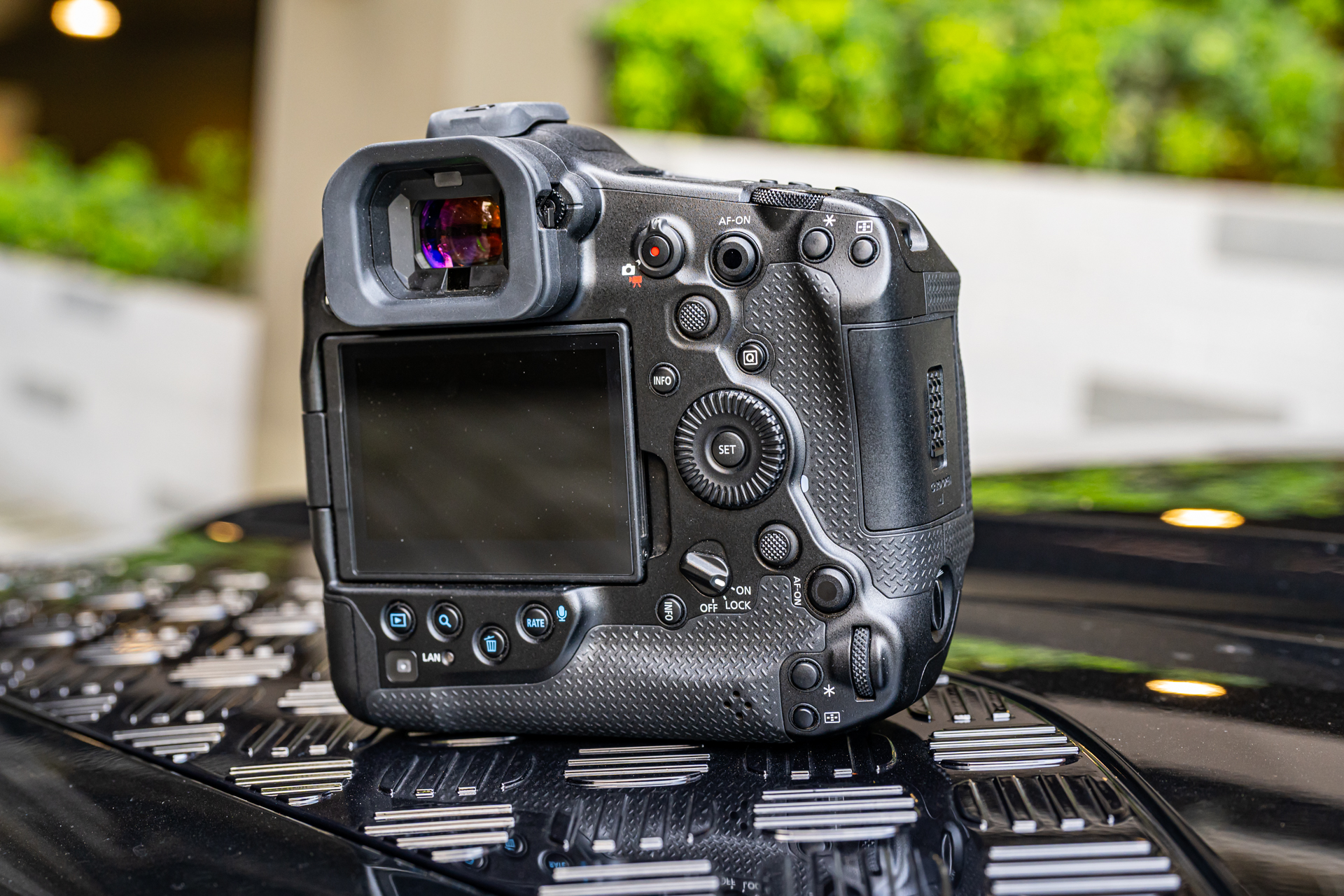 Canon EOS R1 Review: Built For The Frontlines - futr singapore