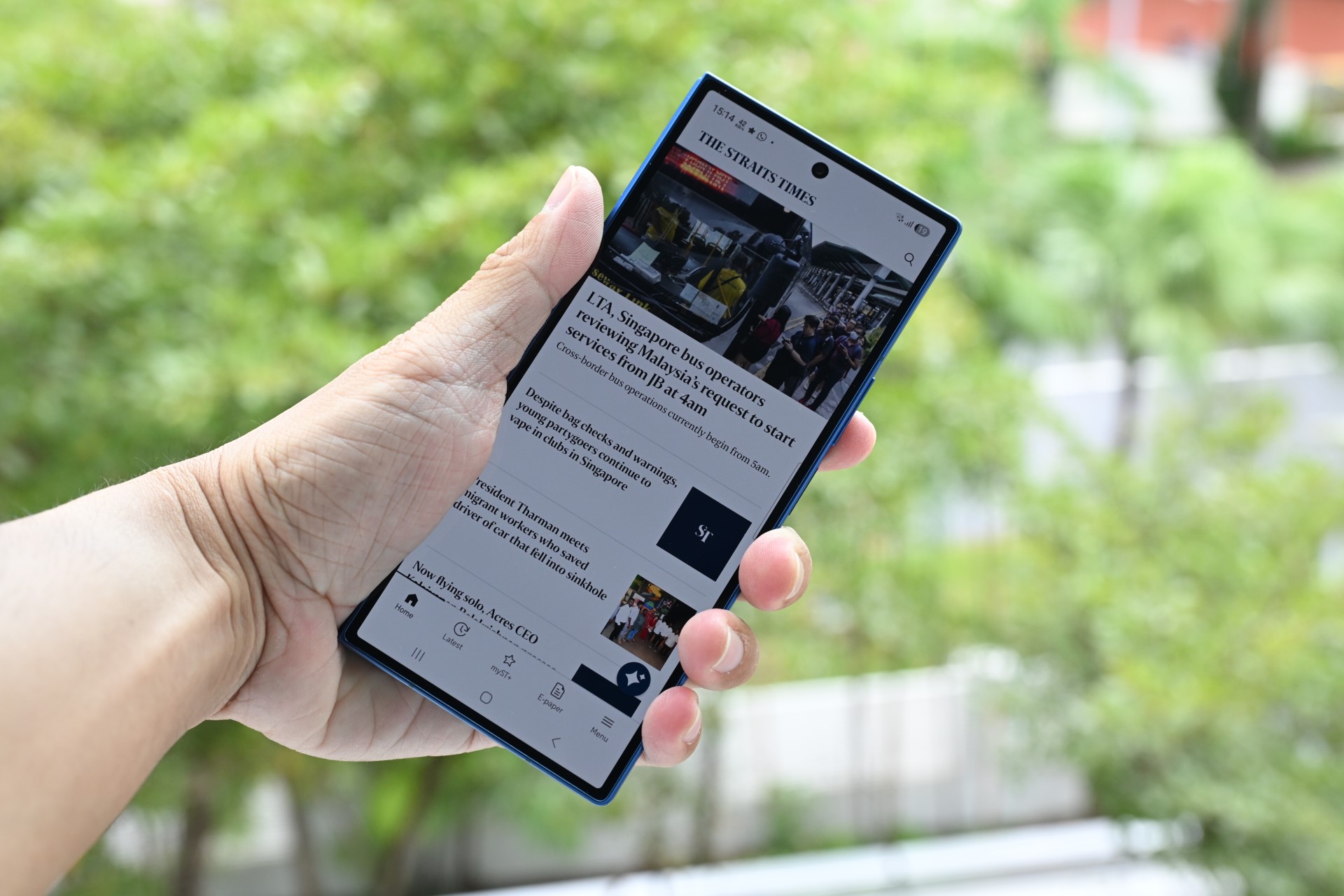Samsung Galaxy Z Fold7 front screen