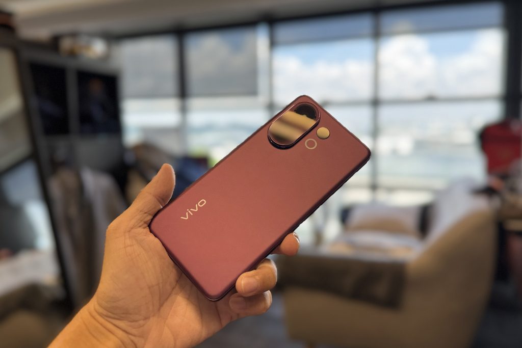 vivo V60