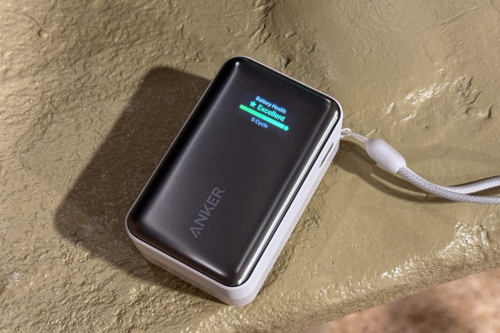 Anker Nano Retractable Power Bank LCD Screen