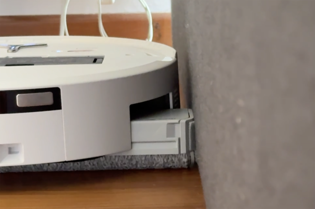 Ecovacs Deebot T90 Omni Pro Ozmo Roller 3.0