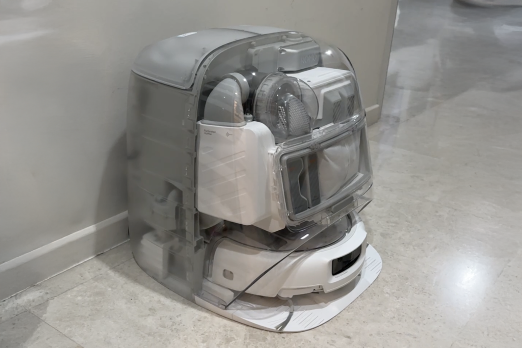 DJI Romo base station