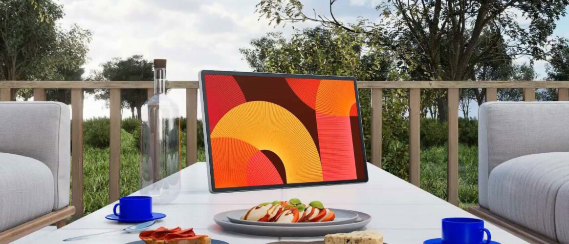 Samsung The Movingstyle portable touchscreen display