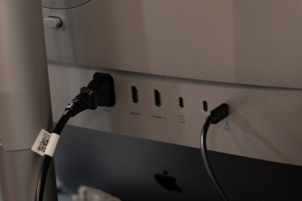 BenQ MA270S ports