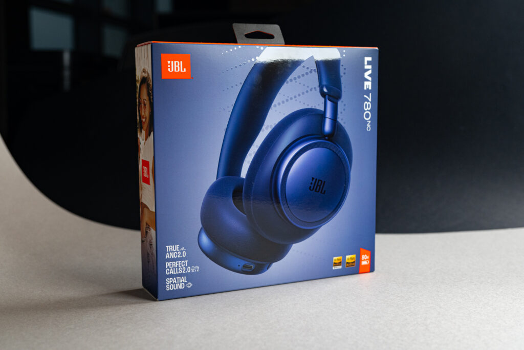 JBL Live 780NC