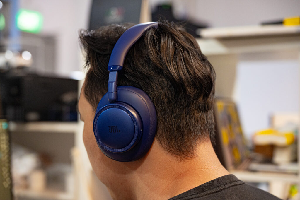 JBL Live 780NC