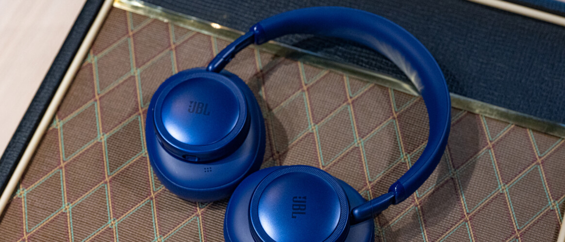 JBL Live 780NC