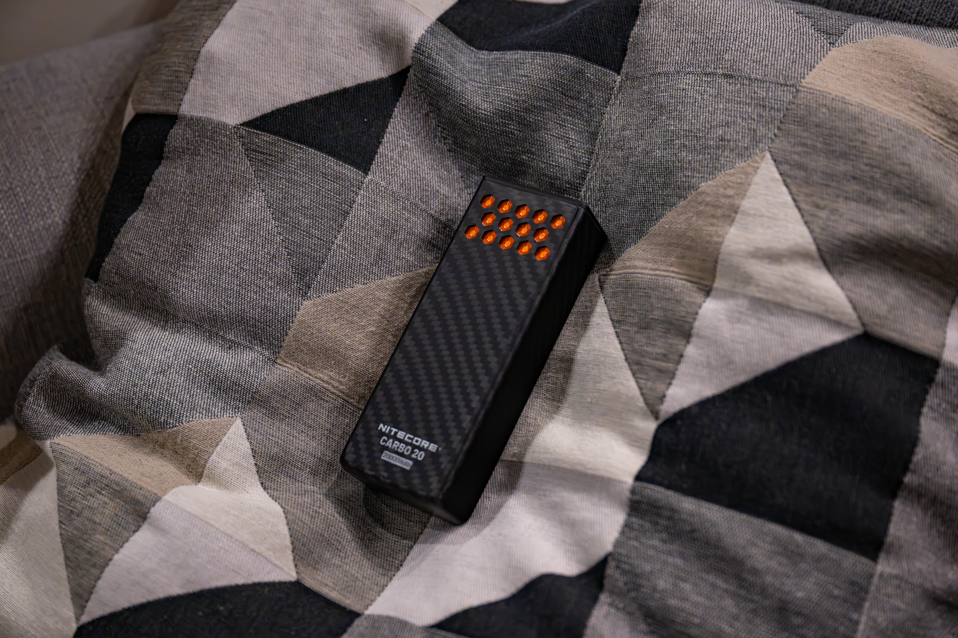 NITECORE Carbo 20