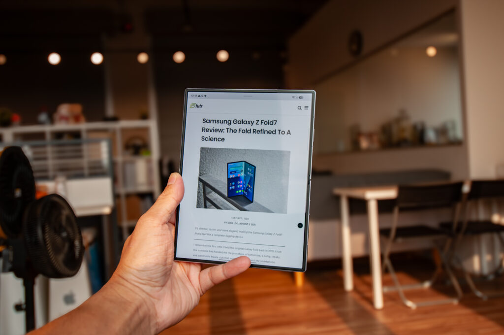 Samsung Galaxy Z Fold 8